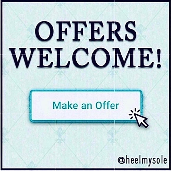 Elegant Brown Palm Leaf Woven Tote with Leopard Accent - Picture 2 of 13